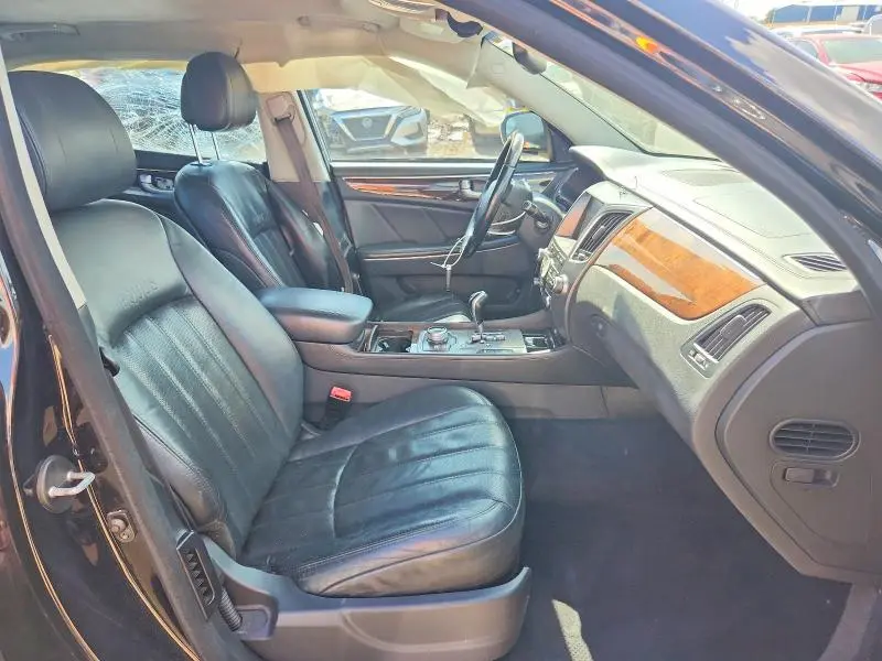 2012 HYUNDAI EQUUS SIGNATURE  