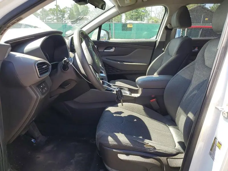 2019 HYUNDAI SANTA FE SE  