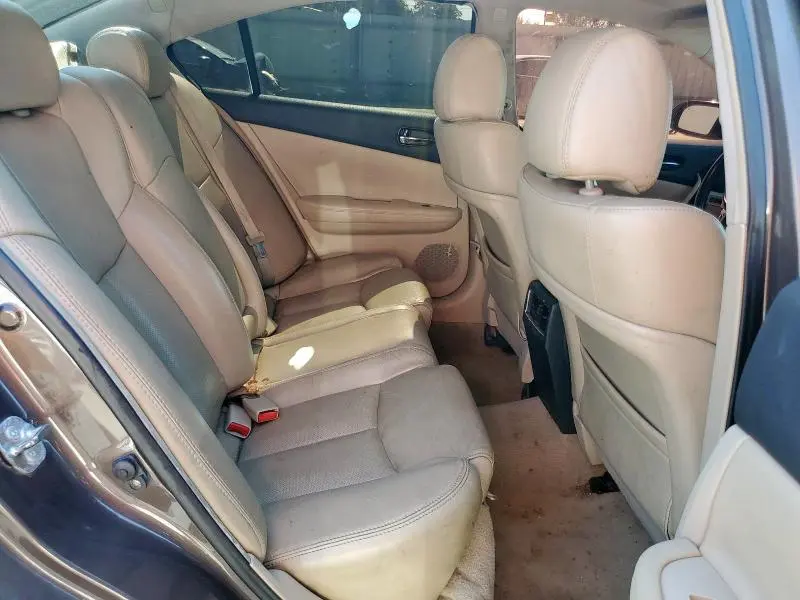 2013 NISSAN MAXIMA S  