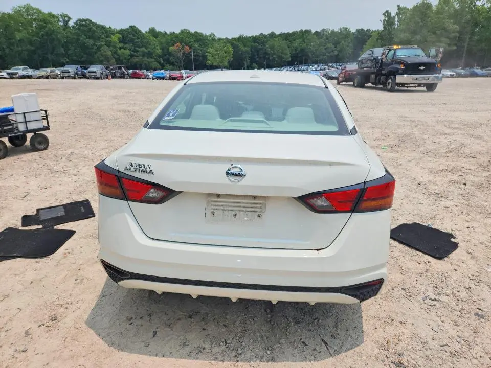 2019 NISSAN ALTIMA S  