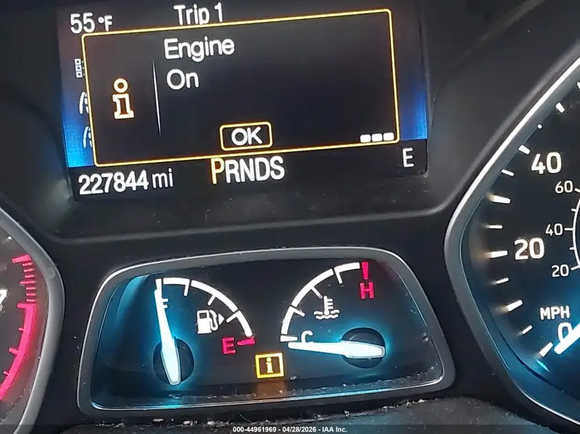 2017 FORD ESCAPE S