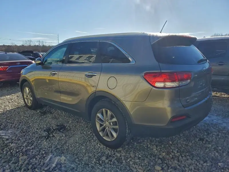 2016 KIA SORENTO LX  