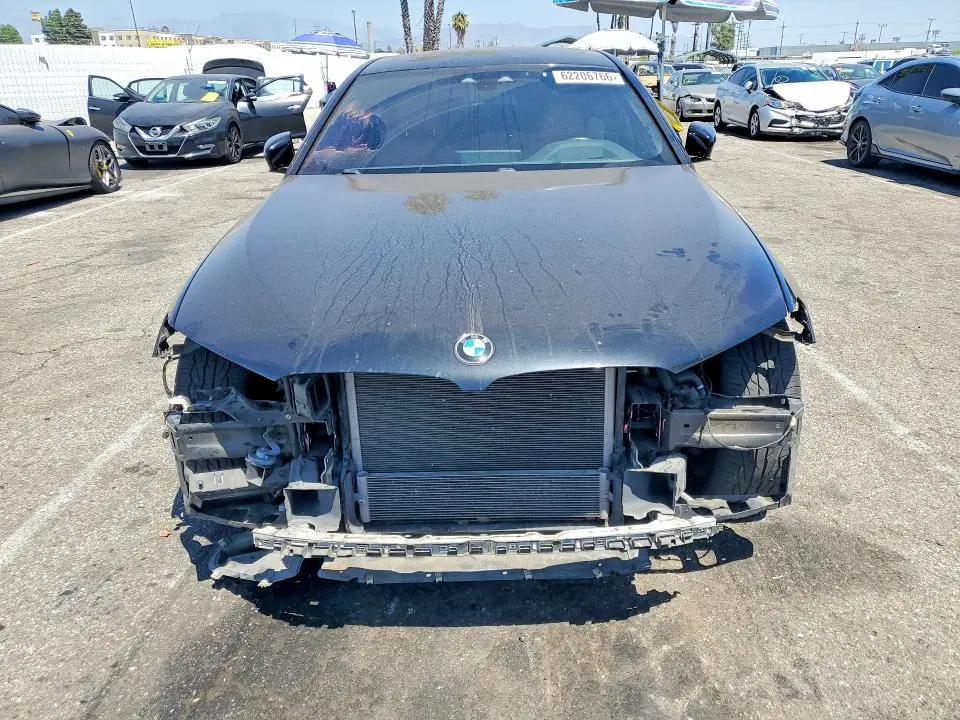 2018 BMW 530E   