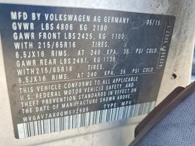 2016 VOLKSWAGEN TIGUAN S  