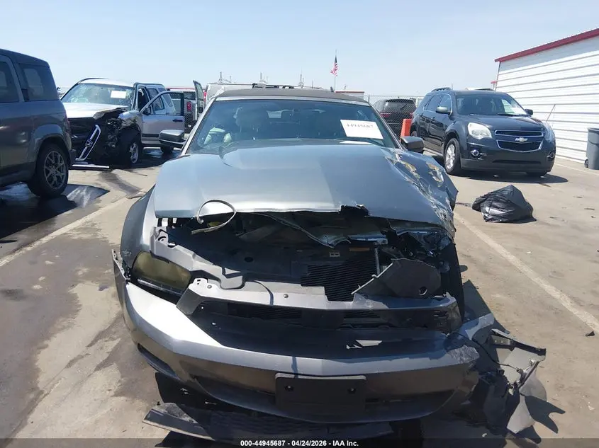 2011 FORD MUSTANG V6 PREMIUM