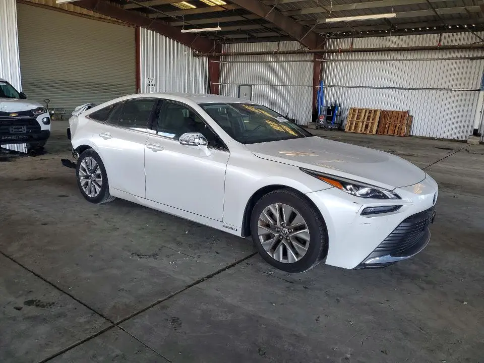 2022 TOYOTA MIRAI LE  