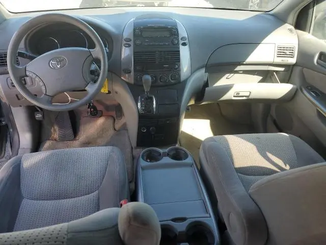 2010 TOYOTA SIENNA CE  