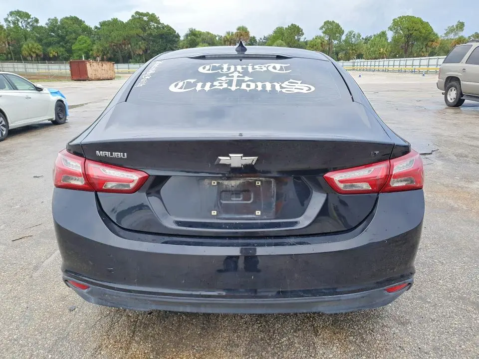 2021 CHEVROLET MALIBU LT  