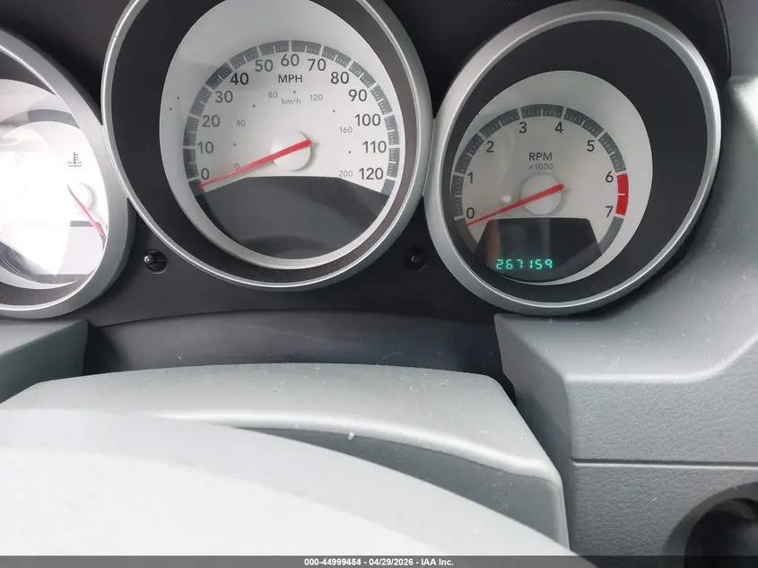 2010 DODGE GRAND CARAVAN SE