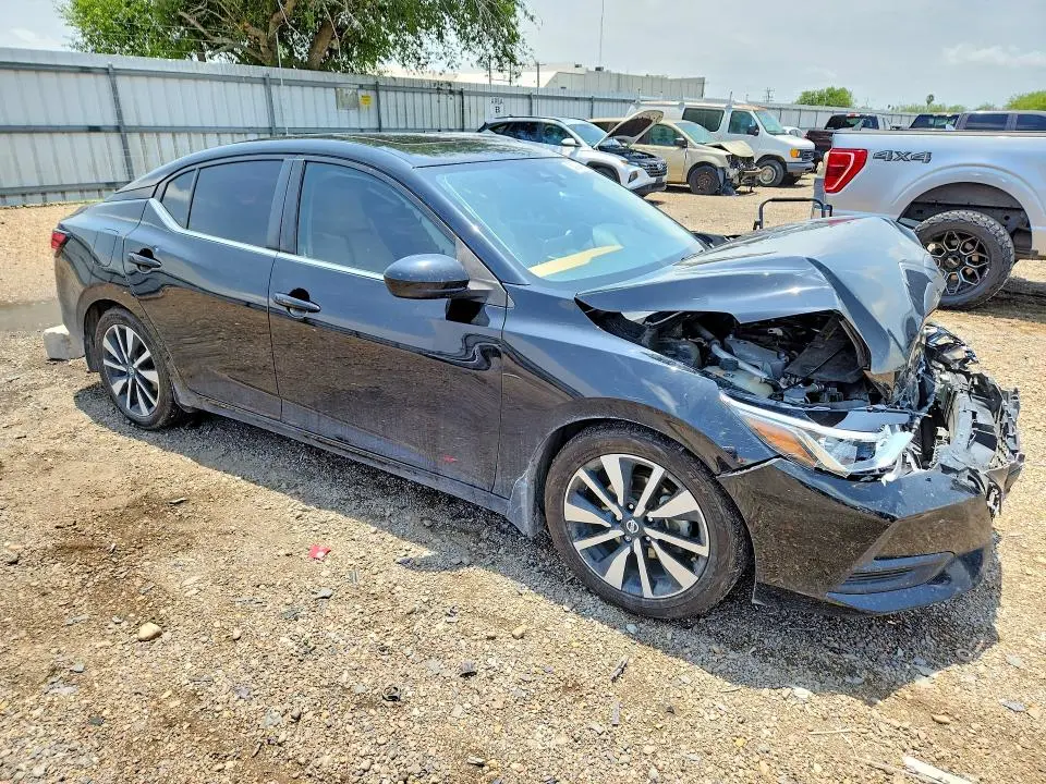 2022 NISSAN SENTRA SV  
