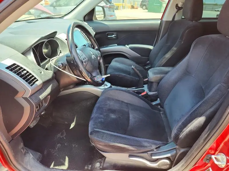 2010 MITSUBISHI OUTLANDER ES  