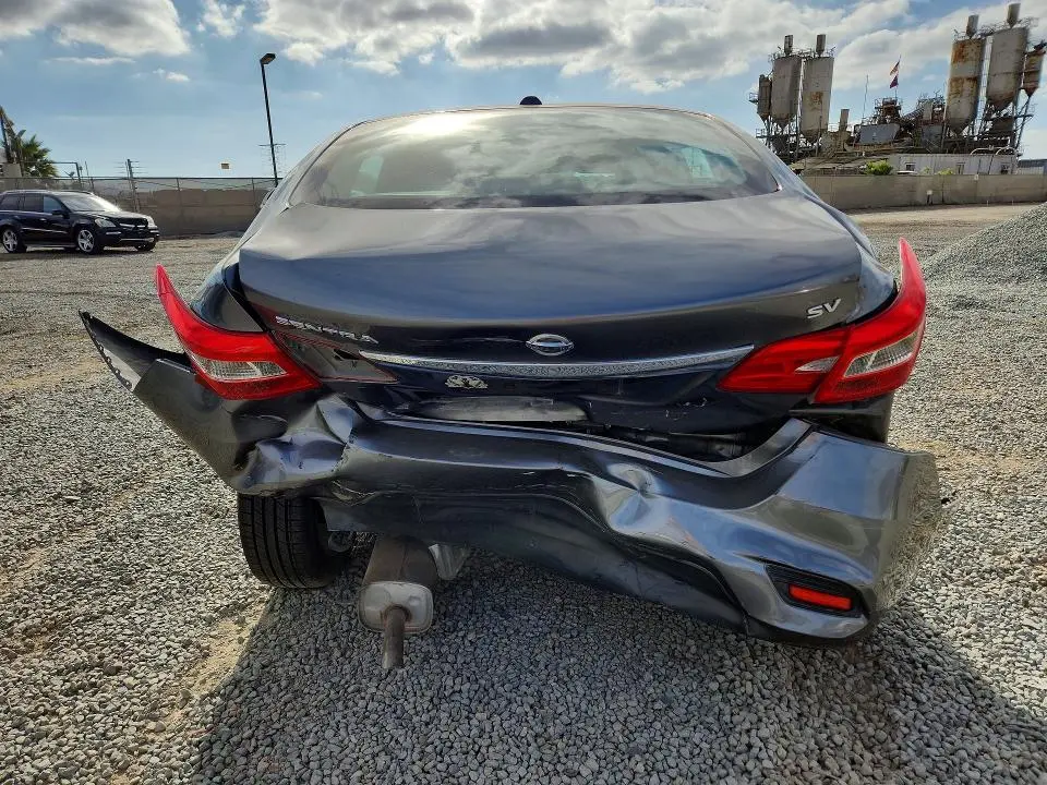 2018 NISSAN SENTRA SV  