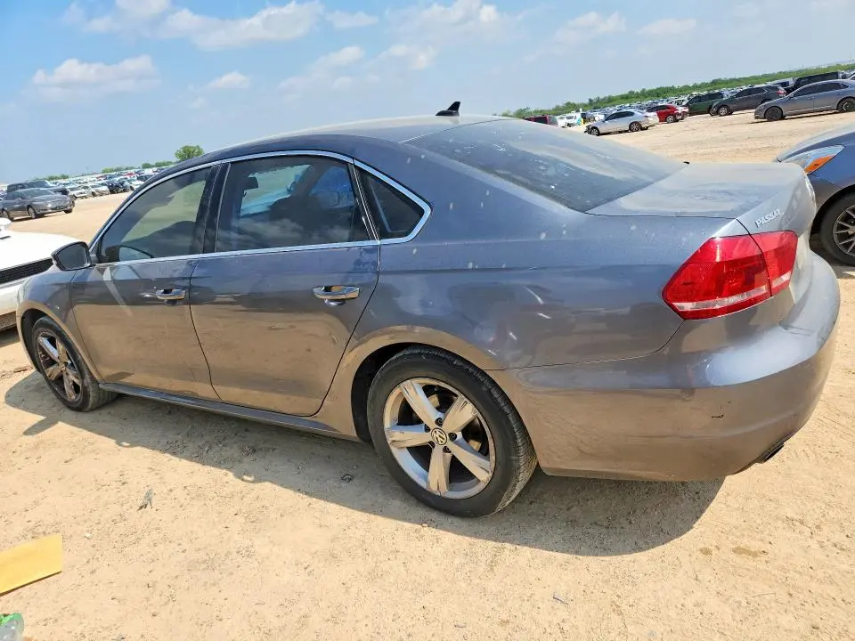 2014 VOLKSWAGEN PASSAT SE  