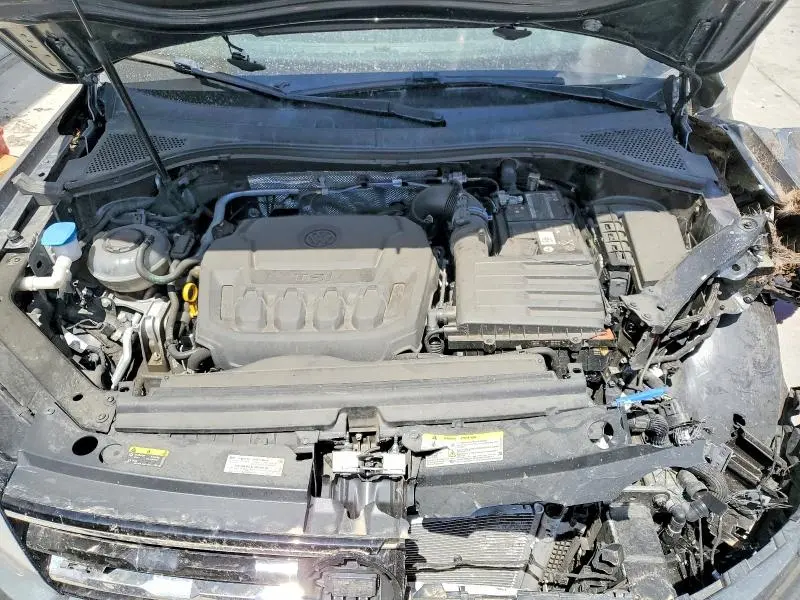 2021 VOLKSWAGEN TIGUAN SE  