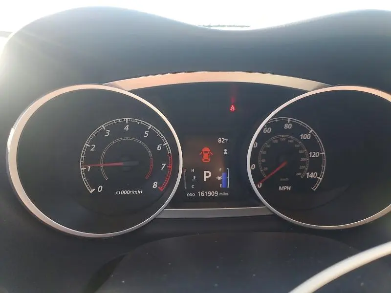 2010 MITSUBISHI OUTLANDER SE  