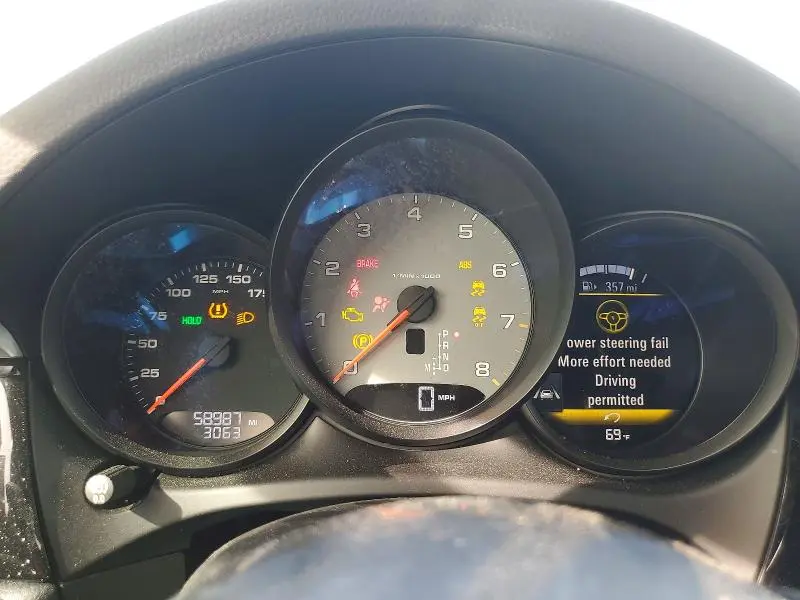 2018 PORSCHE MACAN S  