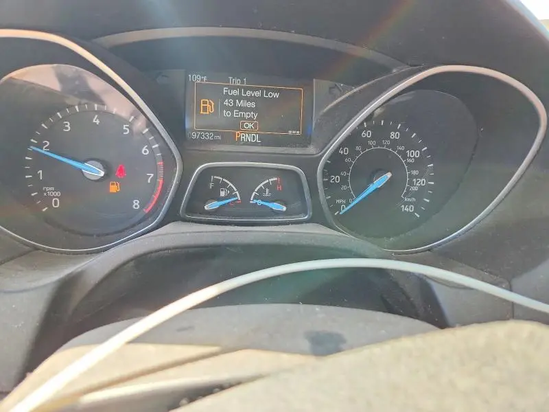 2017 FORD FOCUS SE  
