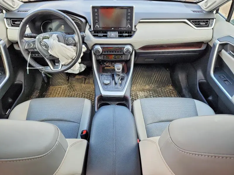 2019 TOYOTA RAV4 LIMITED  