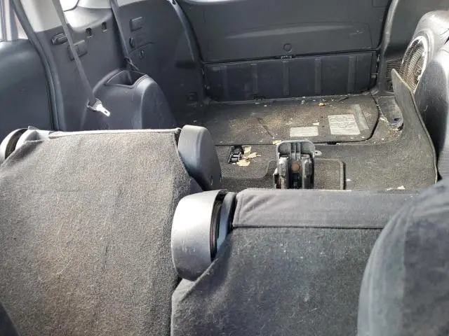 2010 MITSUBISHI OUTLANDER XLS  