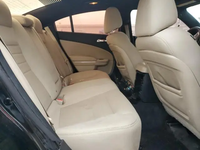 2014 DODGE CHARGER SE  
