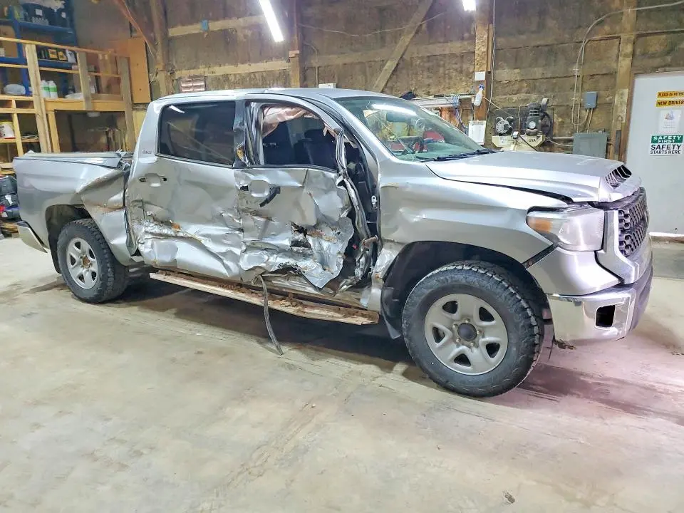 2021 TOYOTA TUNDRA SR5  