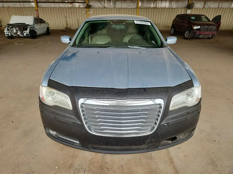 2013 CHRYSLER 300 LIMITED  