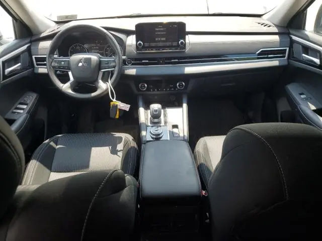 2024 MITSUBISHI OUTLANDER ES