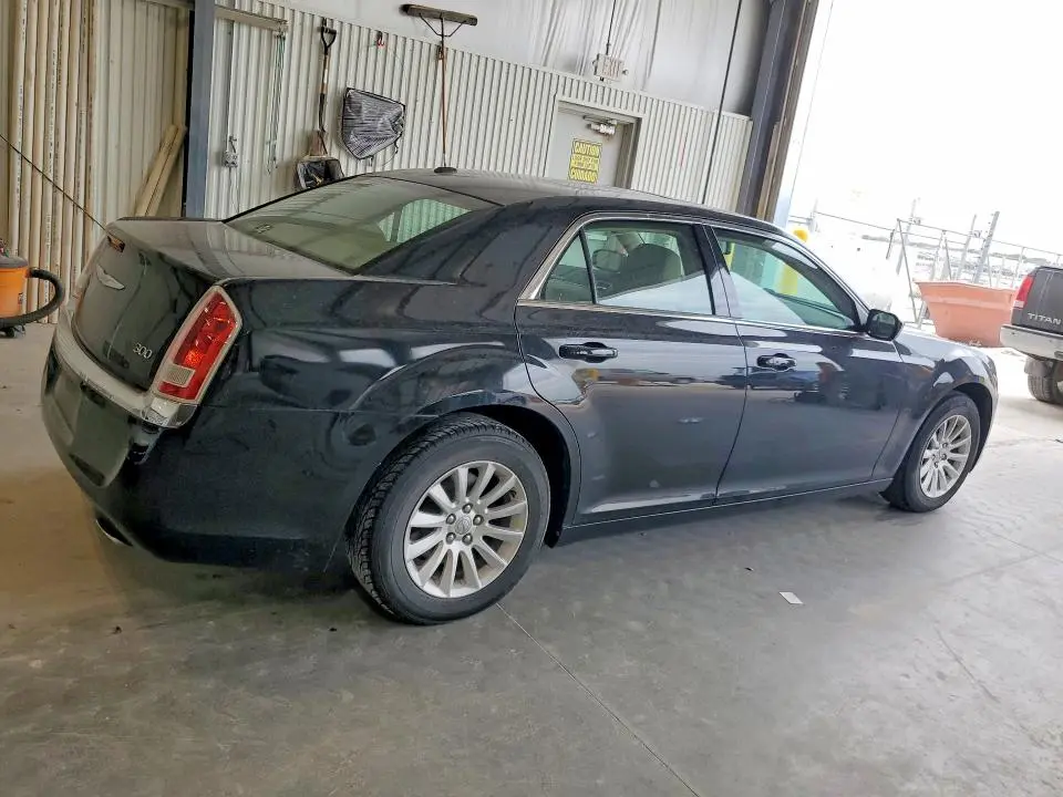 2013 CHRYSLER 300   