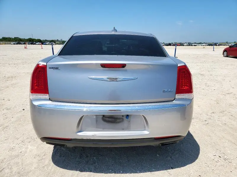 2016 CHRYSLER 300 LIMITED  