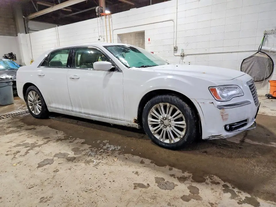 2014 CHRYSLER 300   