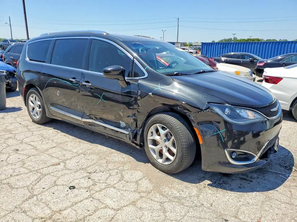 2017 CHRYSLER PACIFICA TOURING L PLUS  