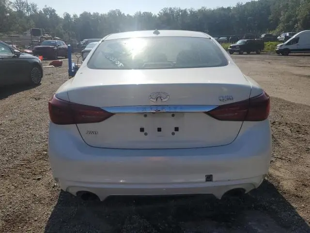 2018 INFINITI Q50 LUXE  