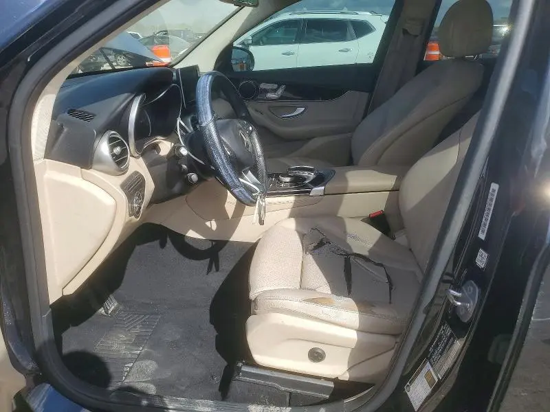 2016 MERCEDES-BENZ GLC 300  