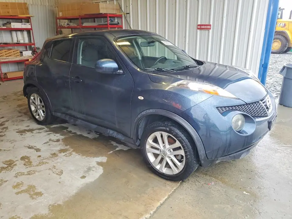 2011 NISSAN JUKE S  