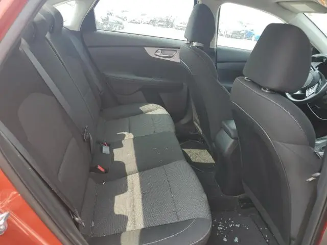 2024 KIA FORTE LX  