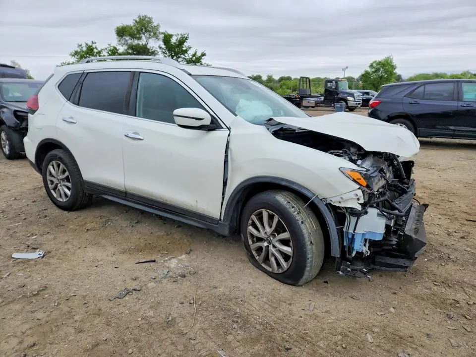 2020 NISSAN ROGUE SV  