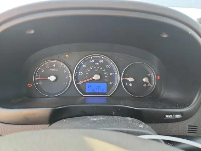 2010 HYUNDAI SANTA FE GLS  