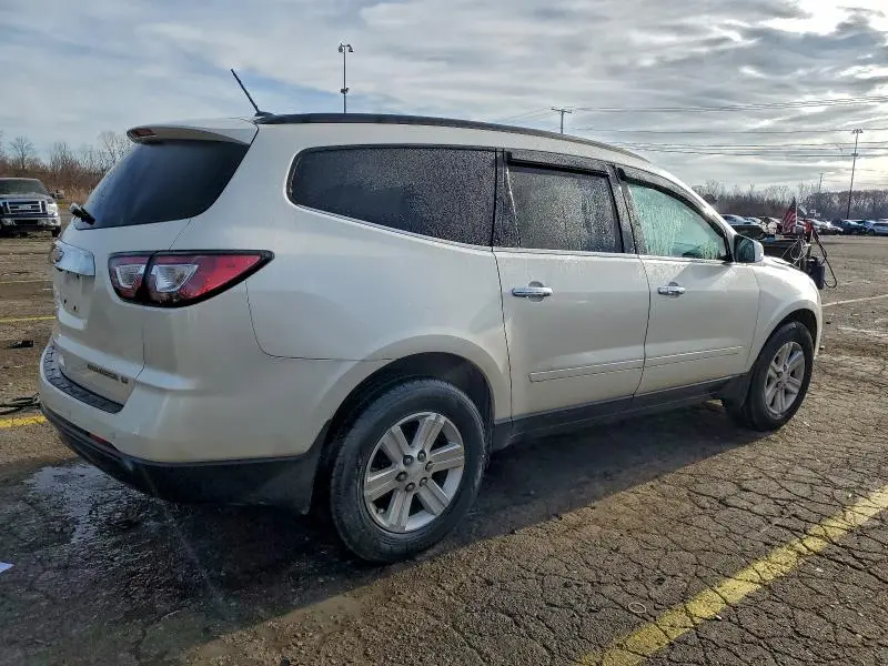 2014 CHEVROLET TRAVERSE LT  