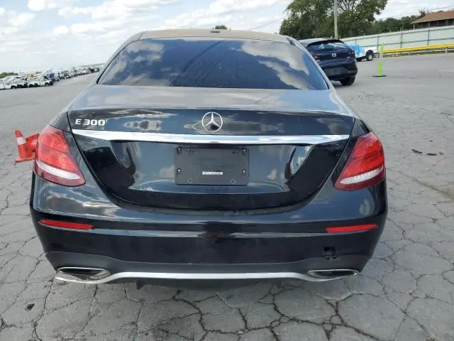 2019 MERCEDES-BENZ E 300