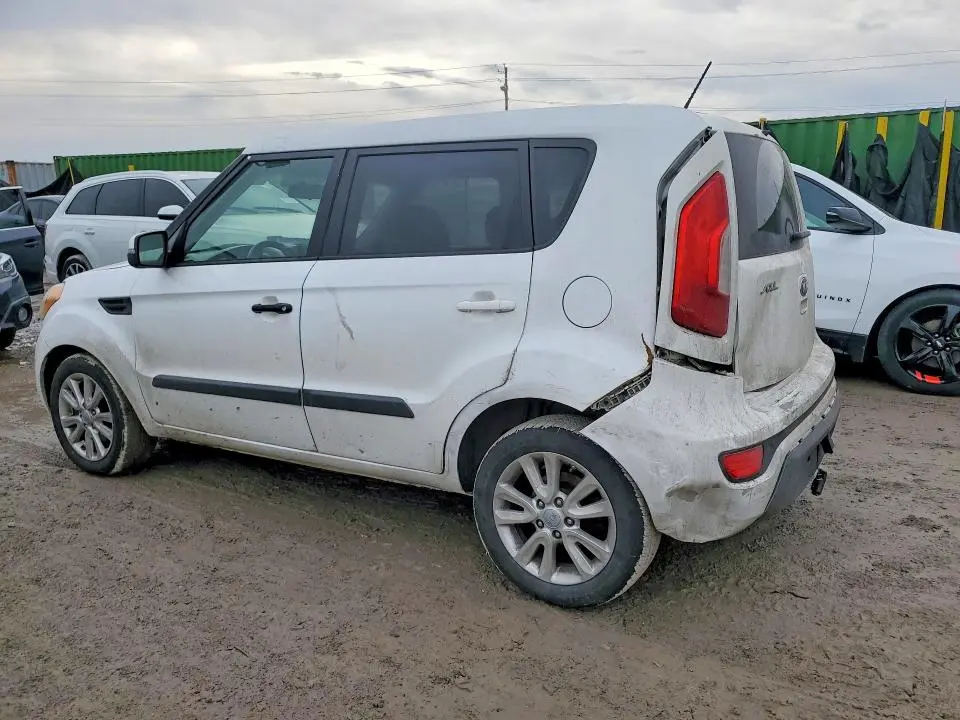 2013 KIA SOUL +  