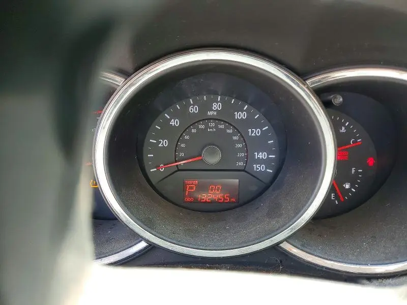 2012 KIA SORENTO LX  