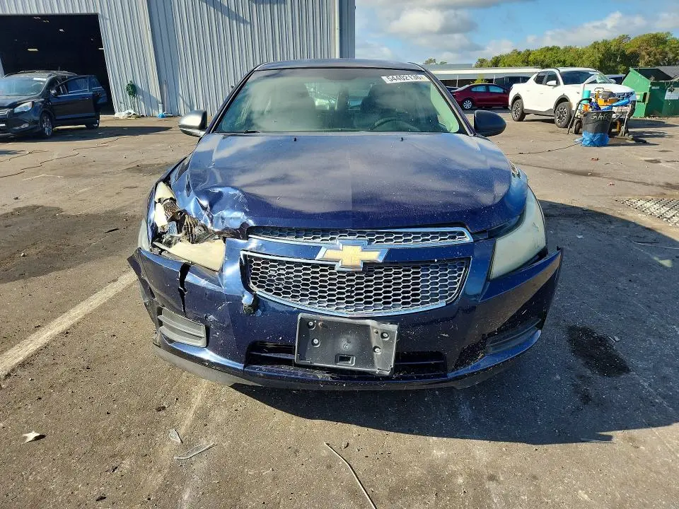 2011 CHEVROLET CRUZE LS  