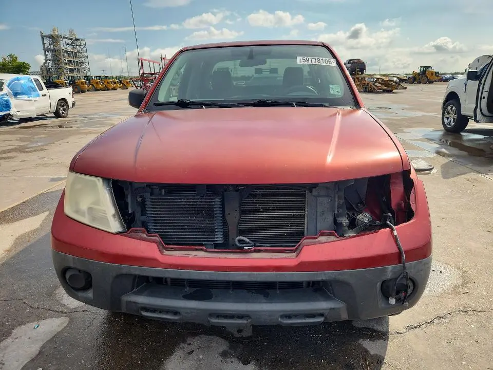 2015 NISSAN FRONTIER S  