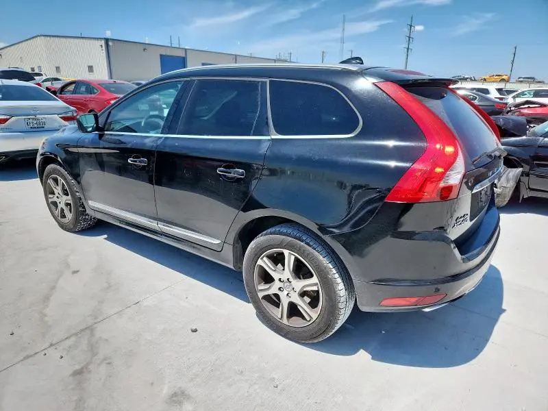 2015 VOLVO XC60 T6 PREMIER  