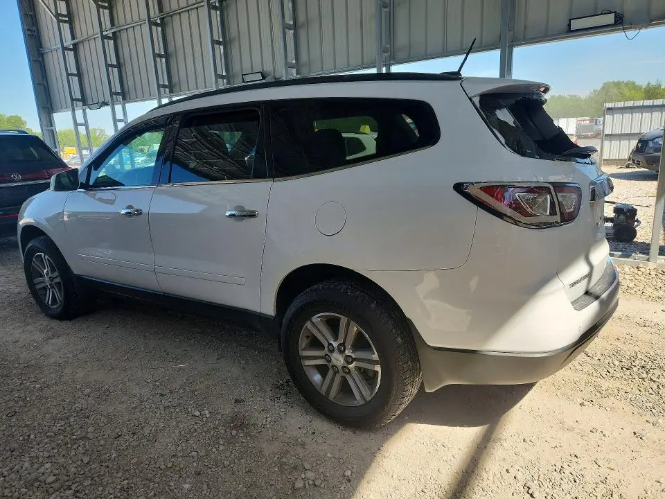 2017 CHEVROLET TRAVERSE LT  