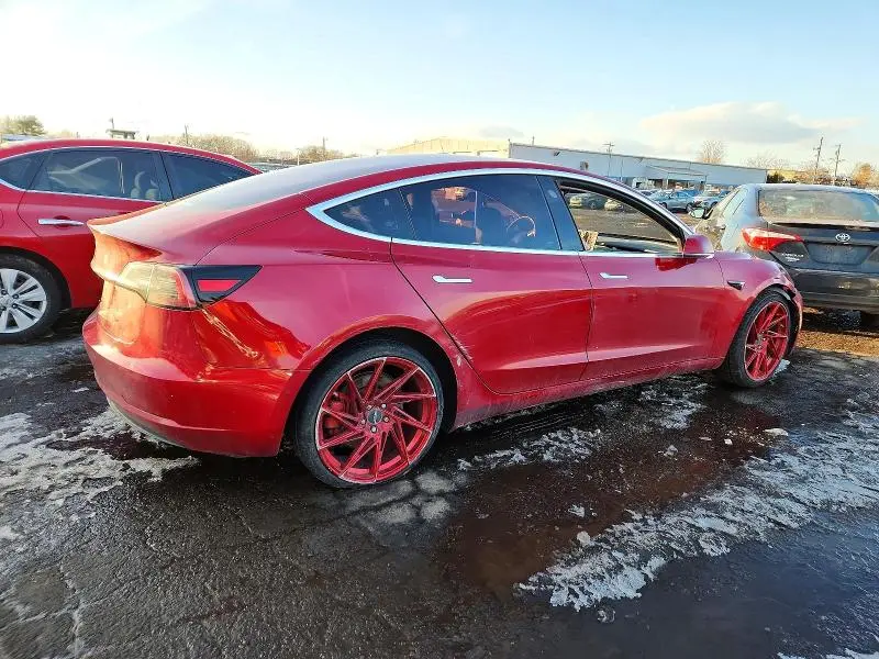 2018 TESLA MODEL 3   