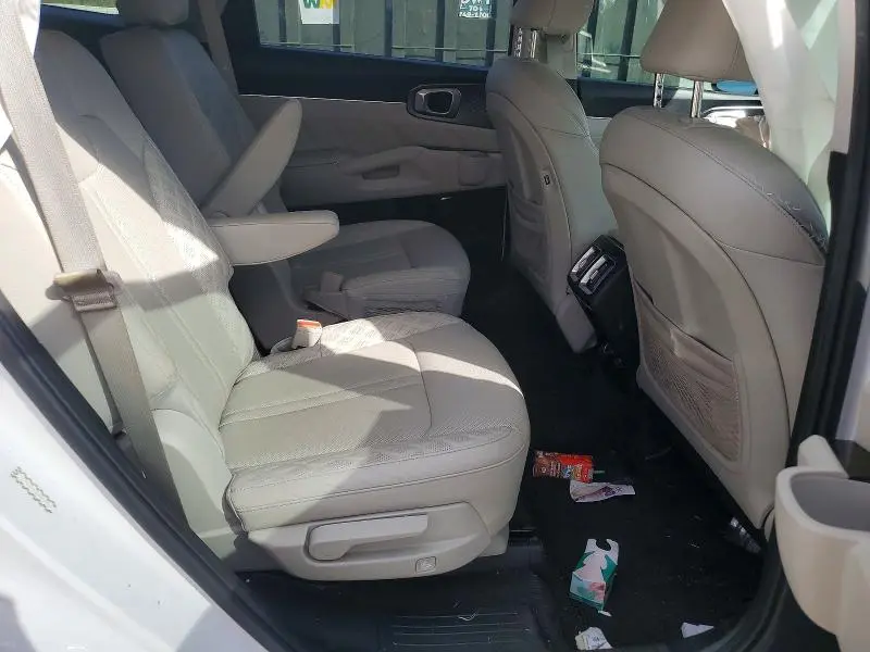 2021 KIA SORENTO   