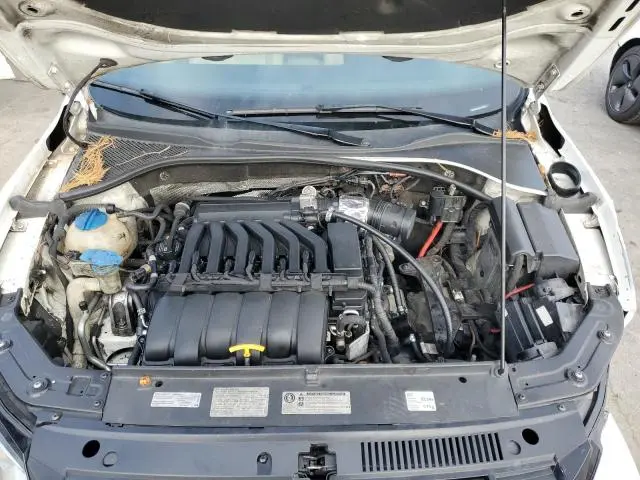 2012 VOLKSWAGEN PASSAT SE  