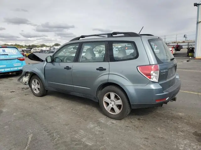 2010 SUBARU FORESTER XS  