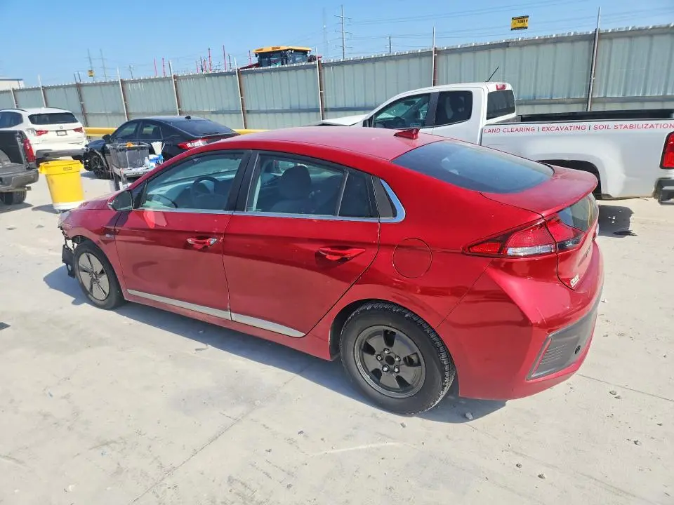 2020 HYUNDAI IONIQ SE  